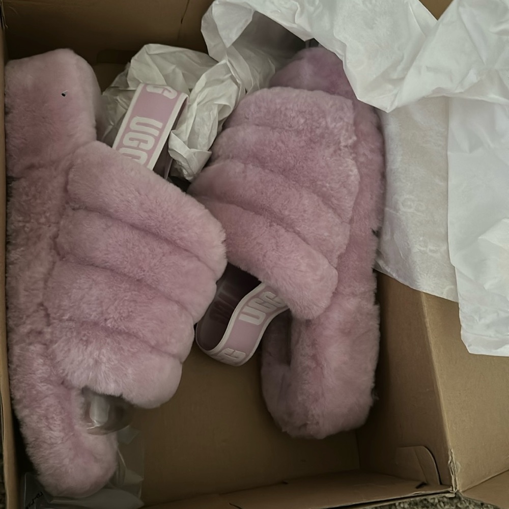Uggs Slides